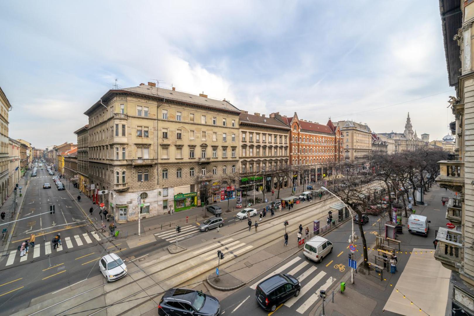 Апартаменты Downtown Delight - Erzsebet Blvd - 13 Ppl Будапешт Экстерьер фото